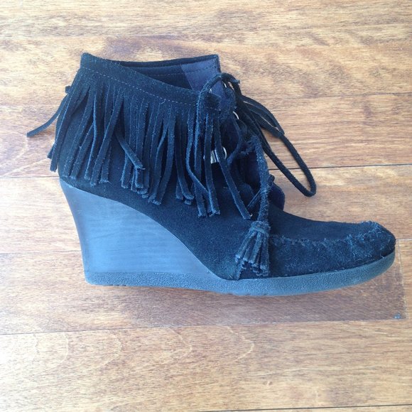 Minnetonka - Black Lace-Up Fringe Wedge Booties - Picture 4 of 8